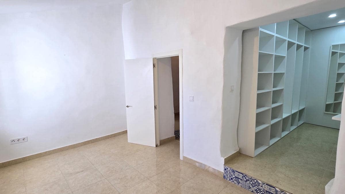 3 bedroom Townhouse for sale in Canillas de Aceituno - € 145,000 (Ref: 9506221)