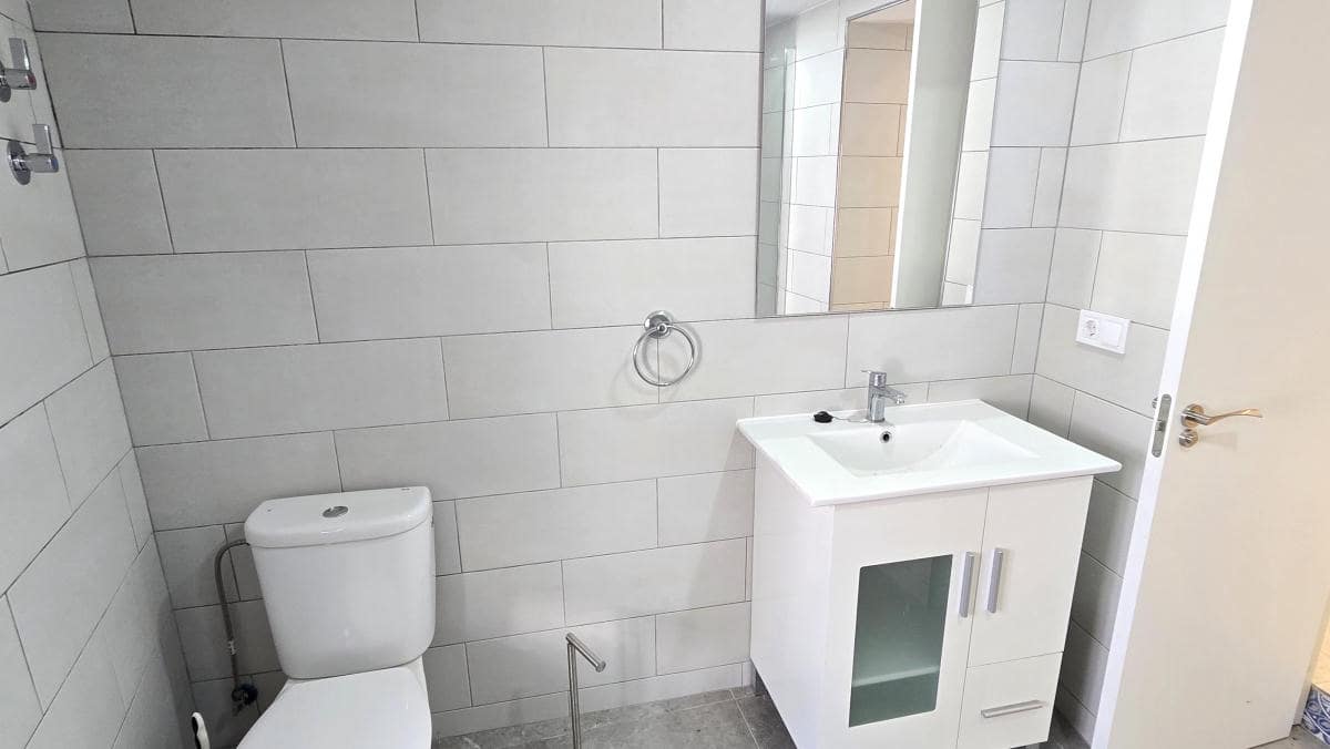 3 bedroom Townhouse for sale in Canillas de Aceituno - € 145,000 (Ref: 9506221)