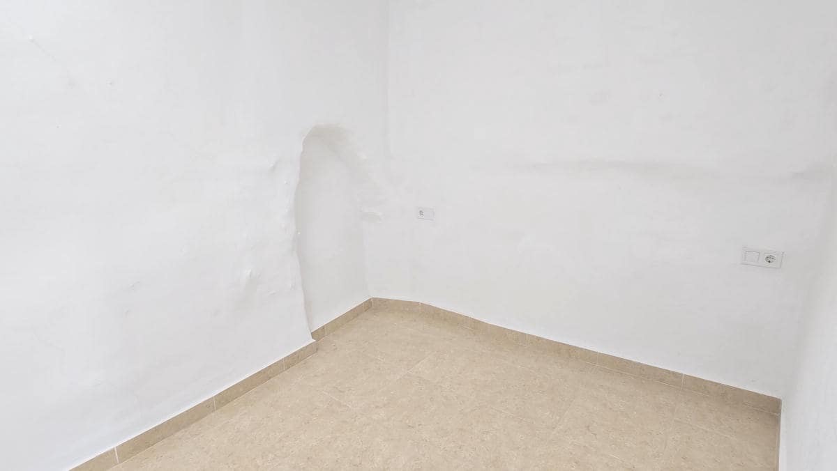 3 bedroom Townhouse for sale in Canillas de Aceituno - € 145,000 (Ref: 9506221)