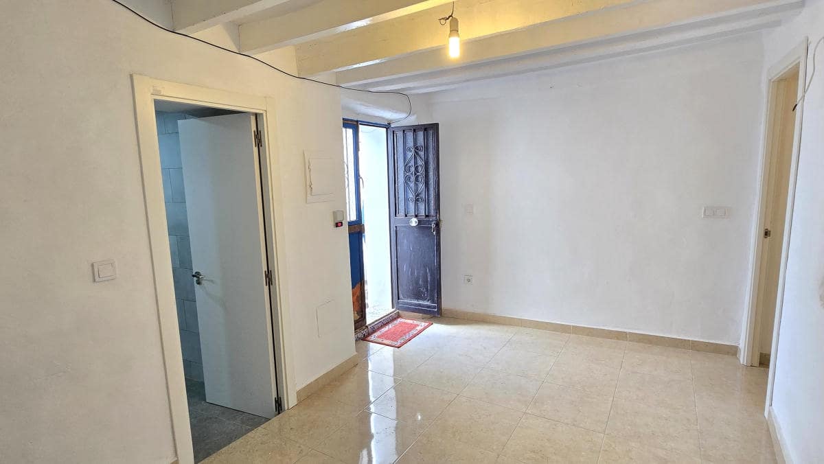 3 bedroom Townhouse for sale in Canillas de Aceituno - € 145,000 (Ref: 9506221)