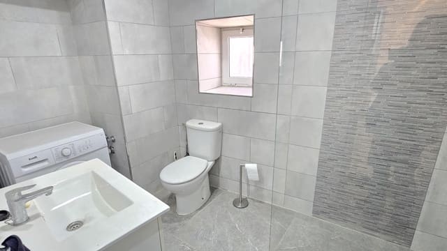 3 makuuhuone Omakotitalo myytävänä paikassa Canillas de Aceituno - 145 000 € (Ref: 9506221)