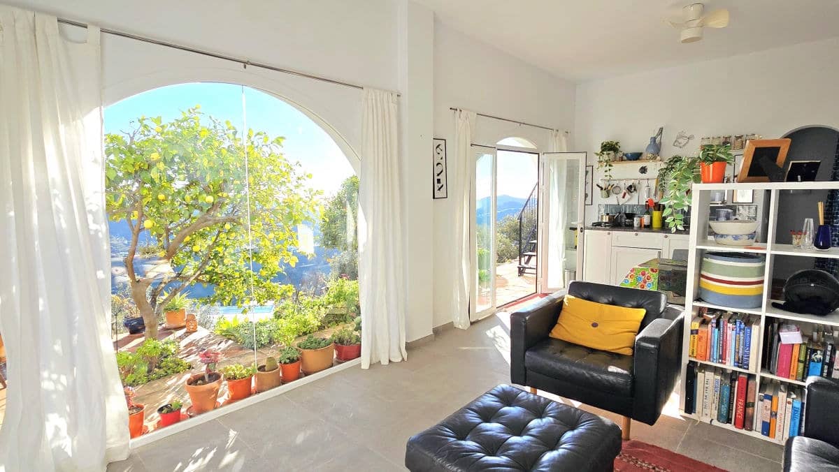 5 bedroom Villa for sale in Competa with pool garage - € 575,000 (Ref: 9506319)