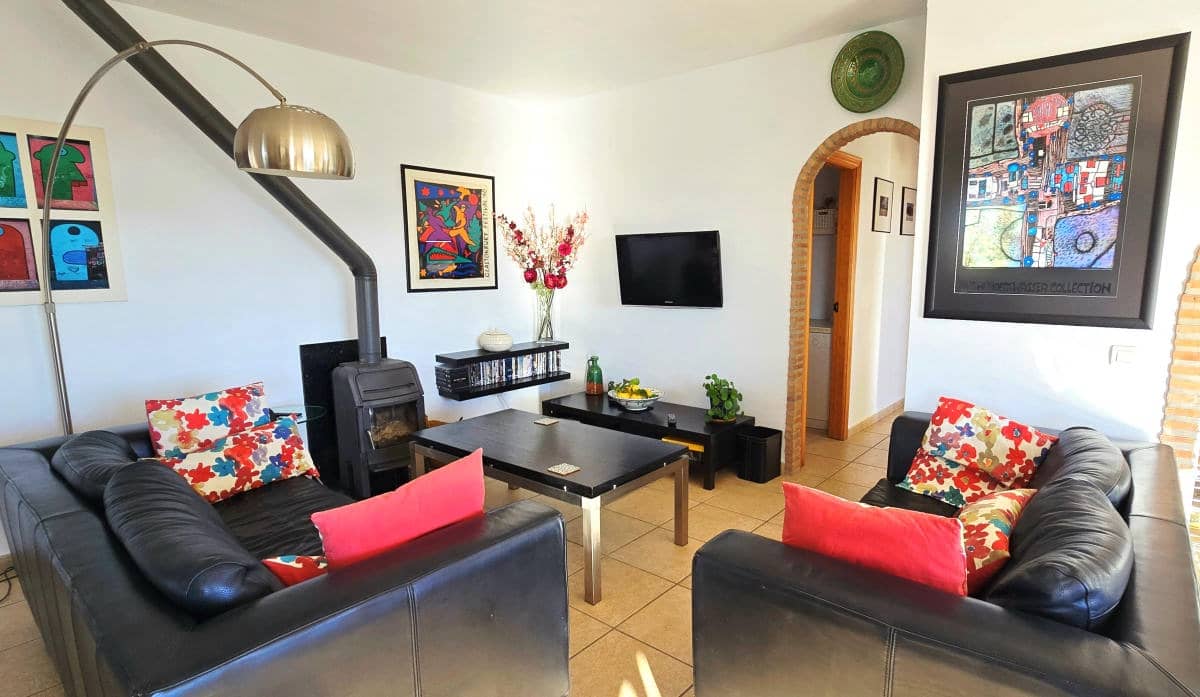 5 bedroom Villa for sale in Competa with pool garage - € 575,000 (Ref: 9506319)