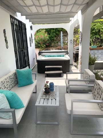 3 soveværelse Villa til salg i Cómpeta - € 375.000 (Ref: 9528462)