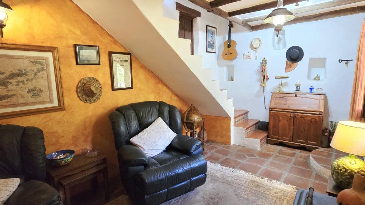 4 bedroom Finca/Country House for sale in Competa with pool garage - € 475,000 (Ref: 9759539)