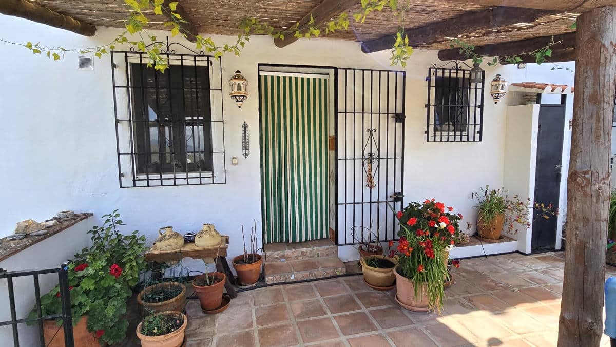 4 bedroom Finca/Country House for sale in Competa with pool garage - € 475,000 (Ref: 9759539)