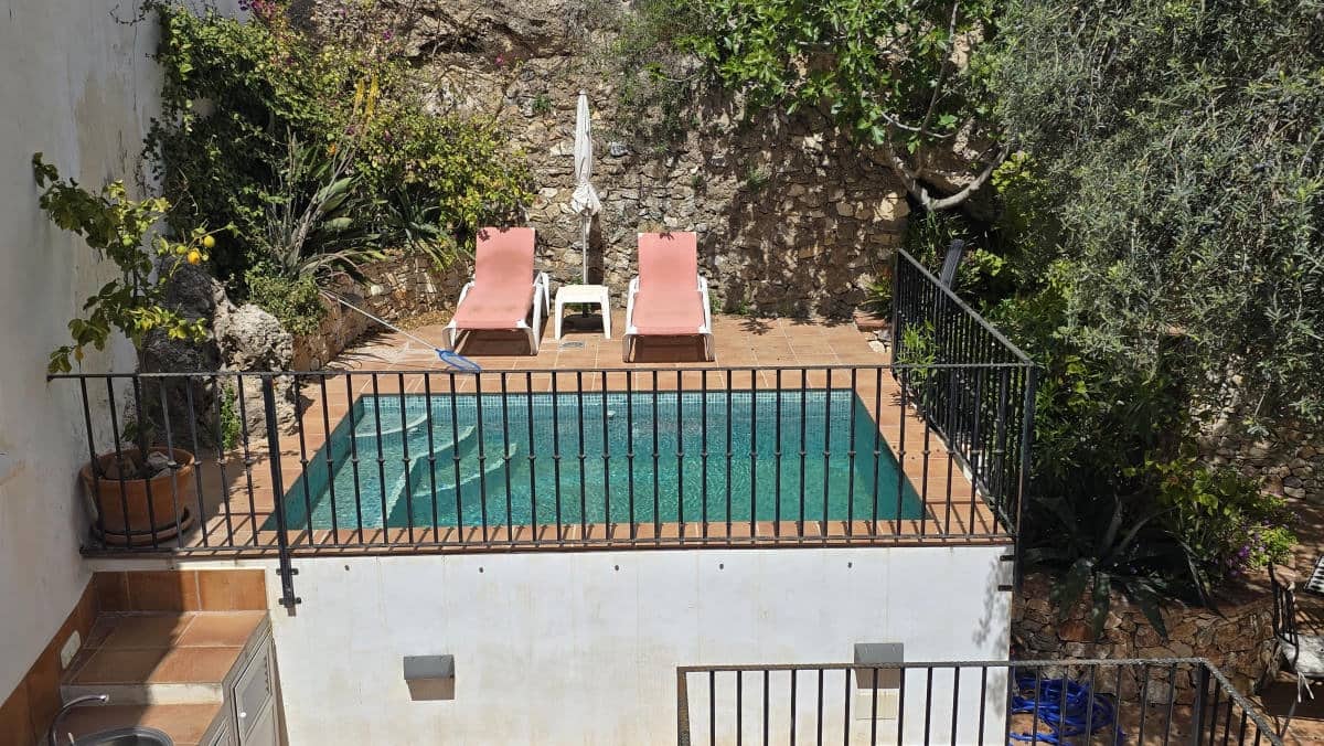 3 bedroom Townhouse for sale in Competa with pool - € 399,950 (Ref: 9770954)