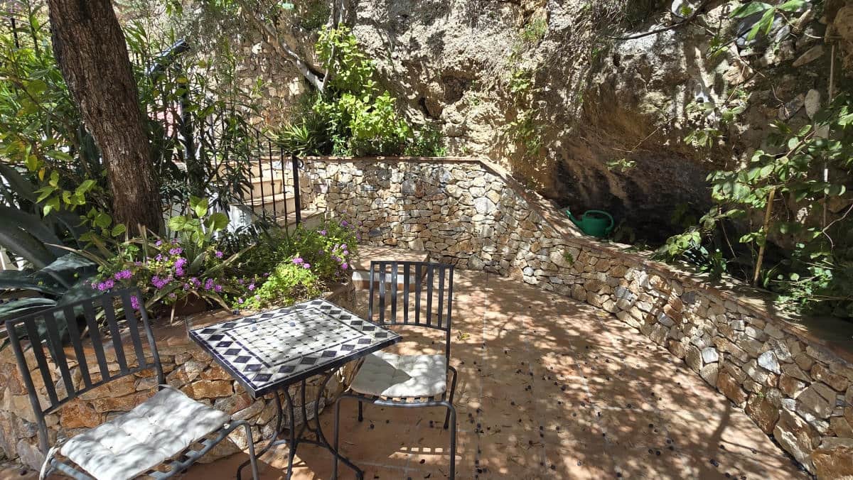 3 bedroom Townhouse for sale in Competa with pool - € 399,950 (Ref: 9770954)