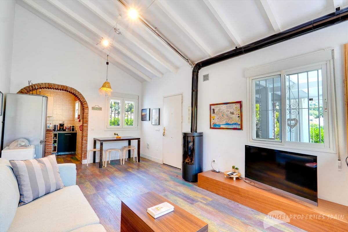 3 camera da letto Villa in vendita in Torrox con piscina - 399.000 € (Rif: 9806737)