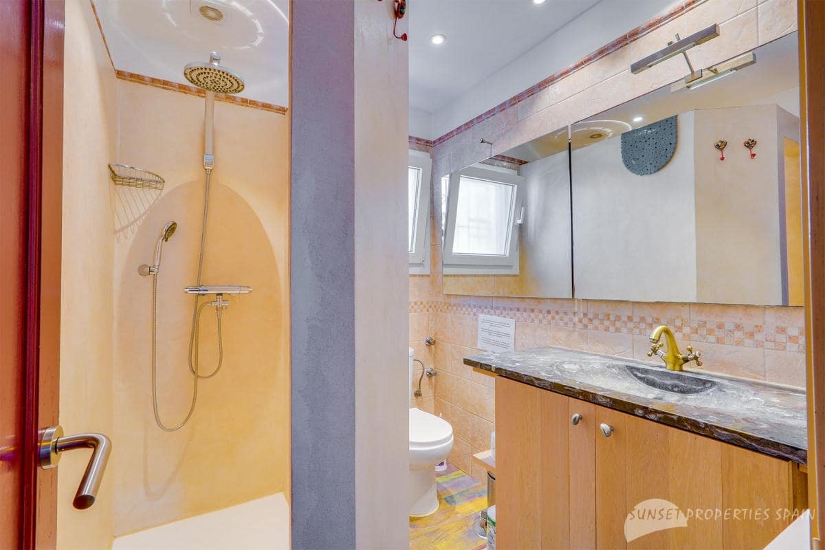 3 camera da letto Villa in vendita in Torrox con piscina - 399.000 € (Rif: 9806737)