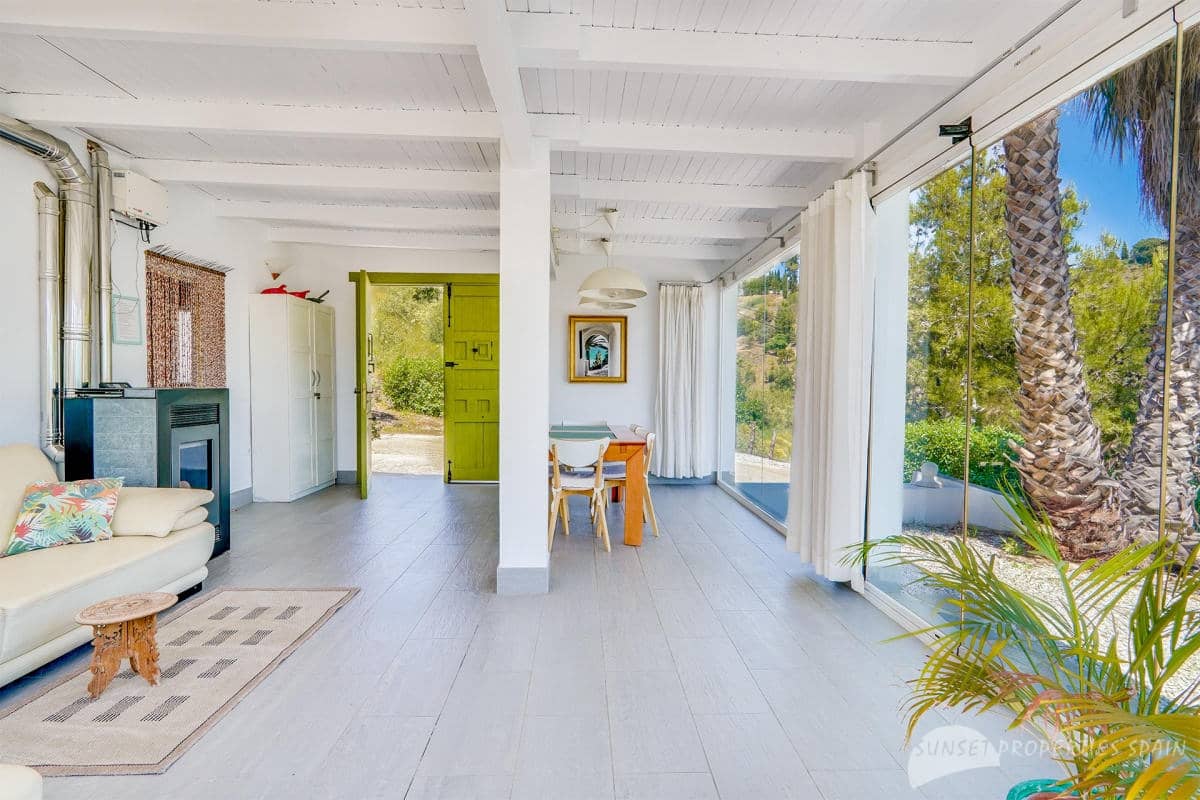 3 camera da letto Villa in vendita in Torrox con piscina - 399.000 € (Rif: 9806737)