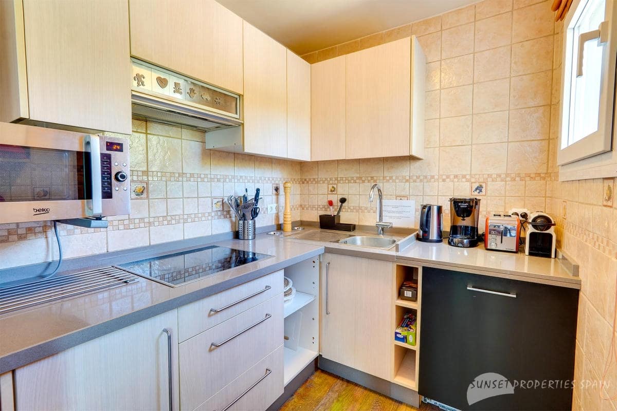 3 camera da letto Villa in vendita in Torrox con piscina - 399.000 € (Rif: 9806737)