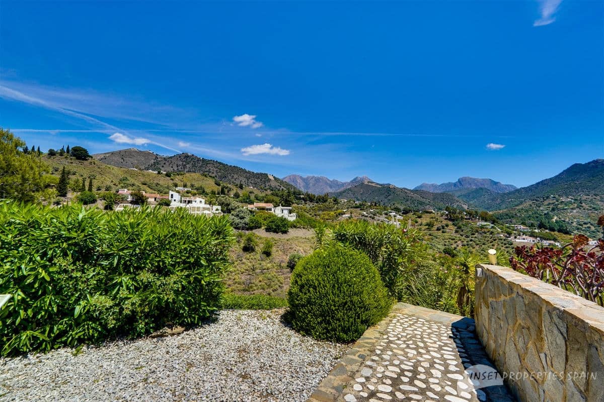 3 camera da letto Villa in vendita in Torrox con piscina - 399.000 € (Rif: 9806737)