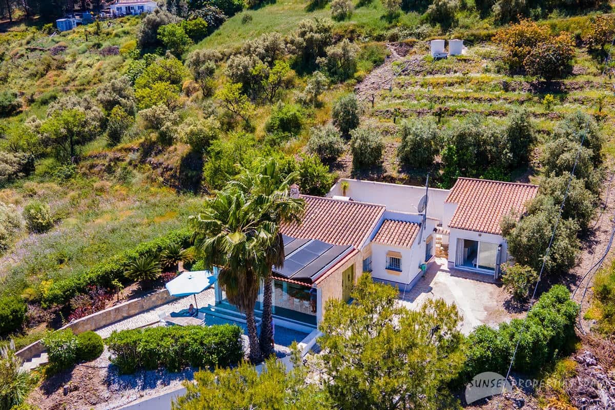 3 camera da letto Villa in vendita in Torrox con piscina - 399.000 € (Rif: 9806737)