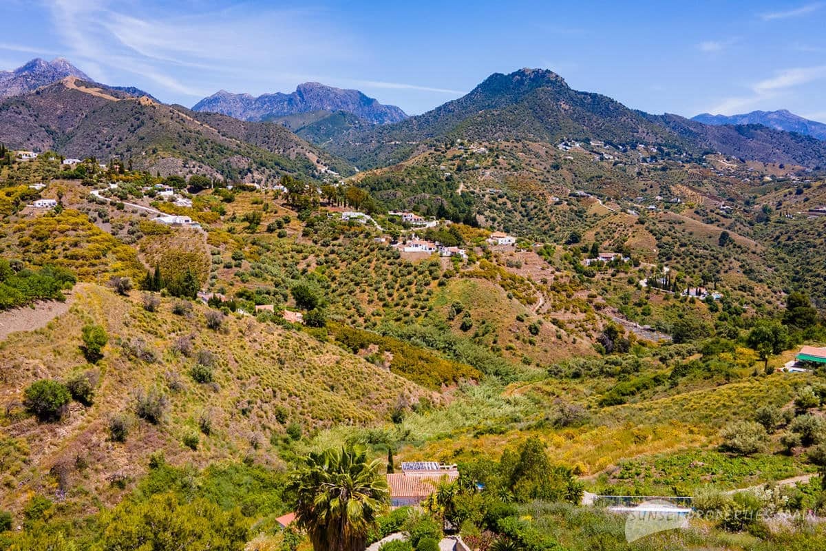 3 camera da letto Villa in vendita in Torrox con piscina - 399.000 € (Rif: 9806737)