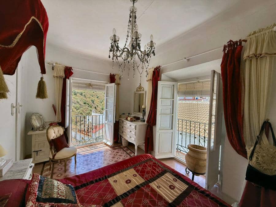 5 bedroom Townhouse for sale in Almachar - € 245,950 (Ref: 9927801)