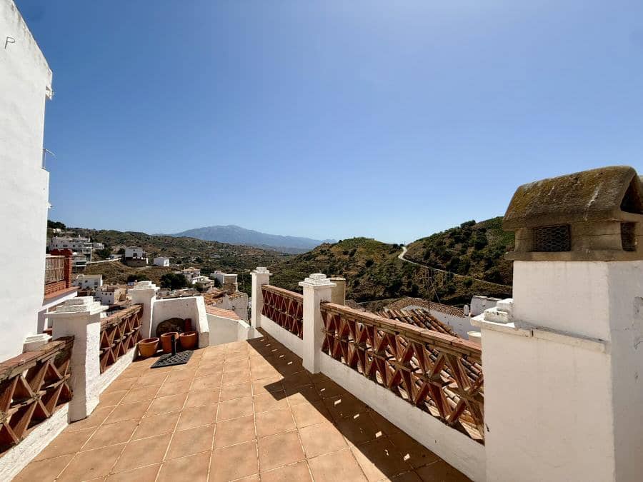 5 bedroom Townhouse for sale in Almachar - € 245,950 (Ref: 9927801)