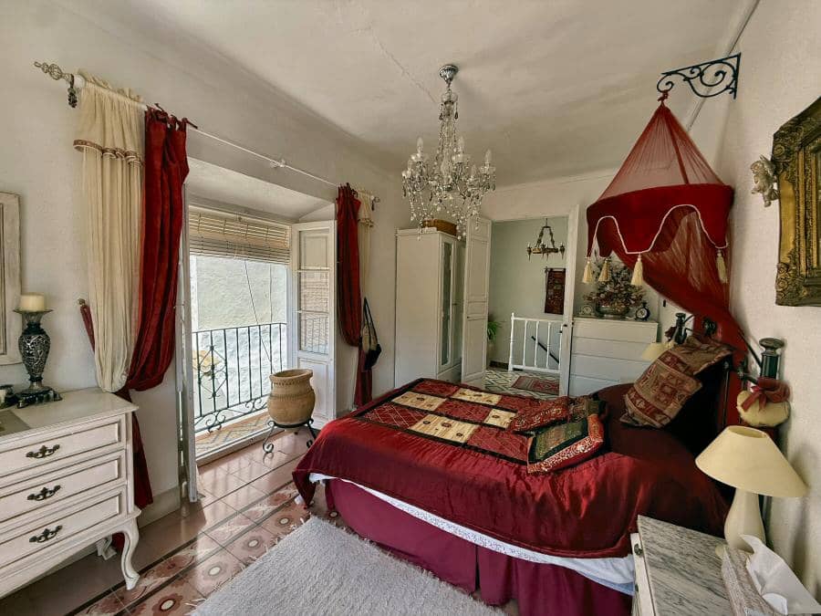 5 bedroom Townhouse for sale in Almachar - € 245,950 (Ref: 9927801)