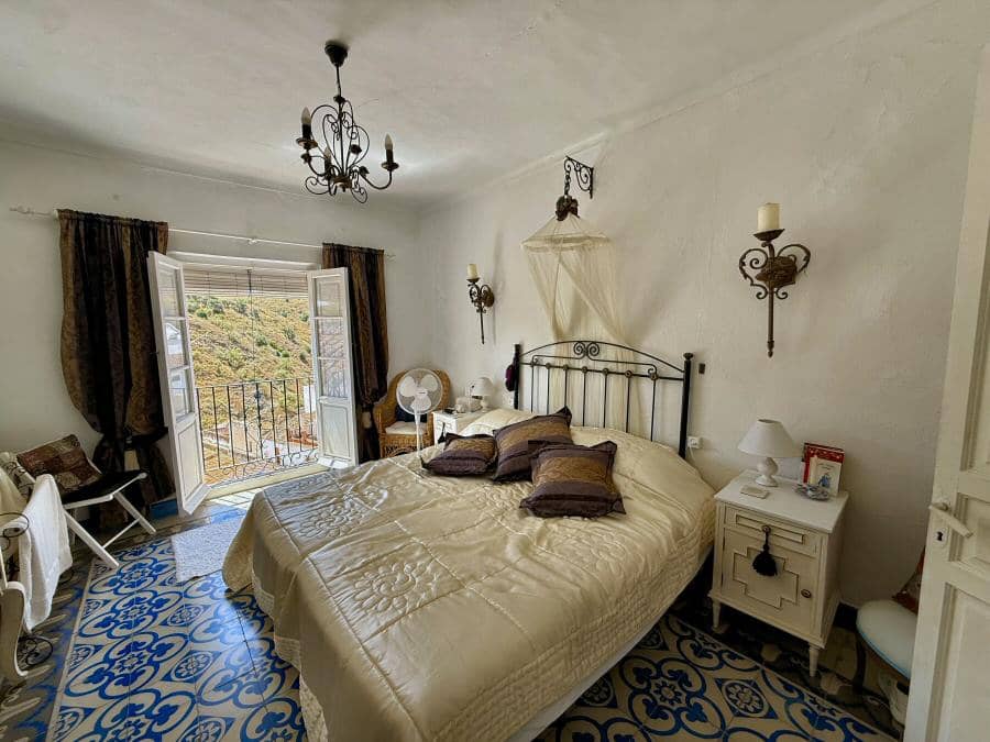 5 bedroom Townhouse for sale in Almachar - € 245,950 (Ref: 9927801)