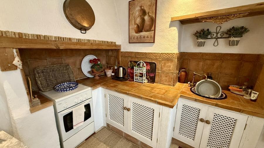 5 bedroom Townhouse for sale in Almachar - € 245,950 (Ref: 9927801)