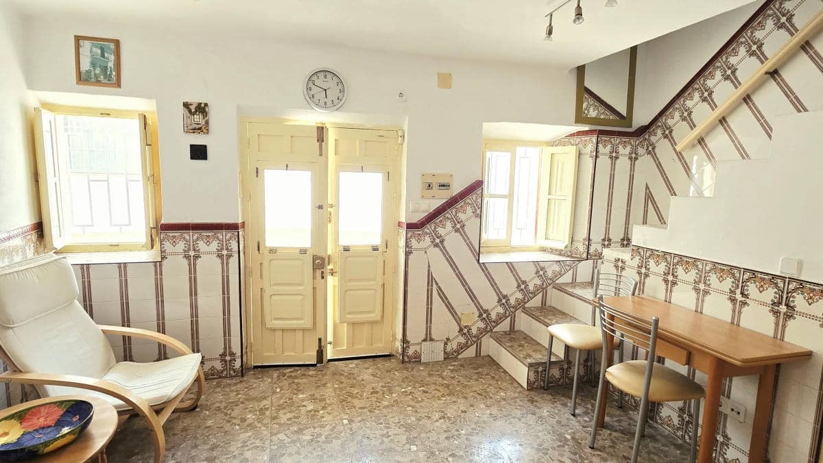 2 makuuhuone Omakotitalo myytävänä paikassa Benamargosa - 95 950 € (Ref: 9964284)