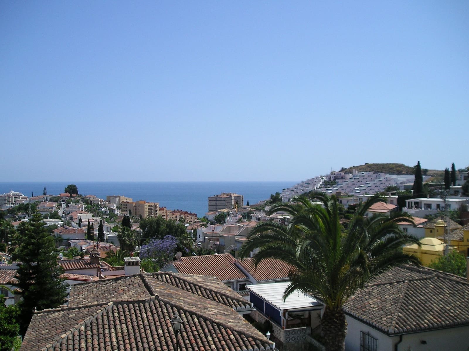 2 sovrum Hus att hyra i Almunecar med pool garage - 850 € (Ref: 1059330)