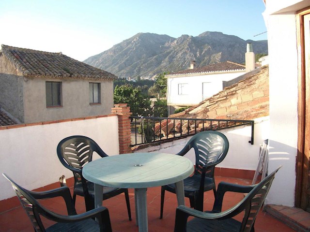 2 sypialnia Dom do wynajęcia w Acequias, Lecrín z basenem - 525 € (Ref: 1059335)