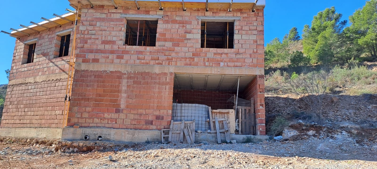 3 soveværelse Finca/Landehus til salg i El Pinar med garage - € 175.000 (Ref: 1059336)