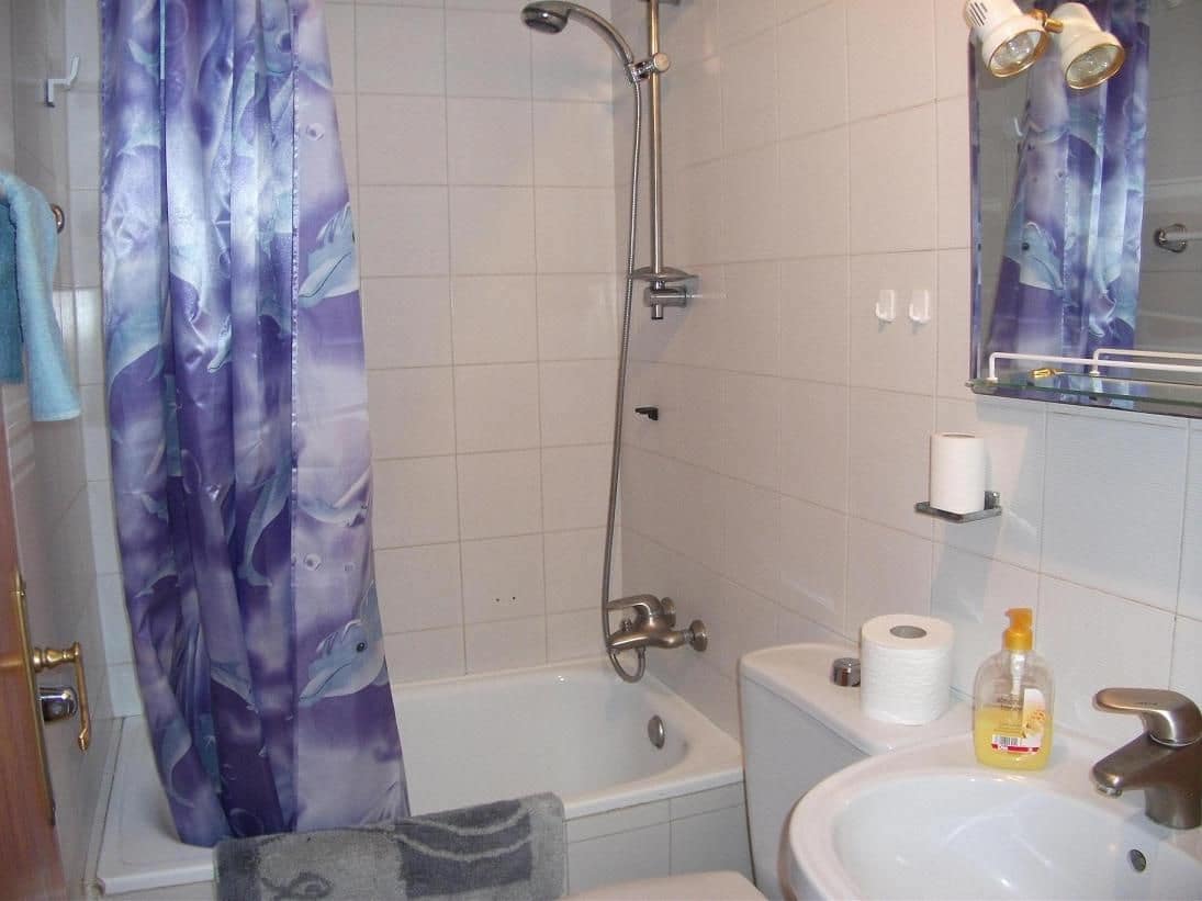   3 soveværelse   ferieLejlighed i Almunecar   med   swimmingpool   - € 150 (Ref: 1059350)