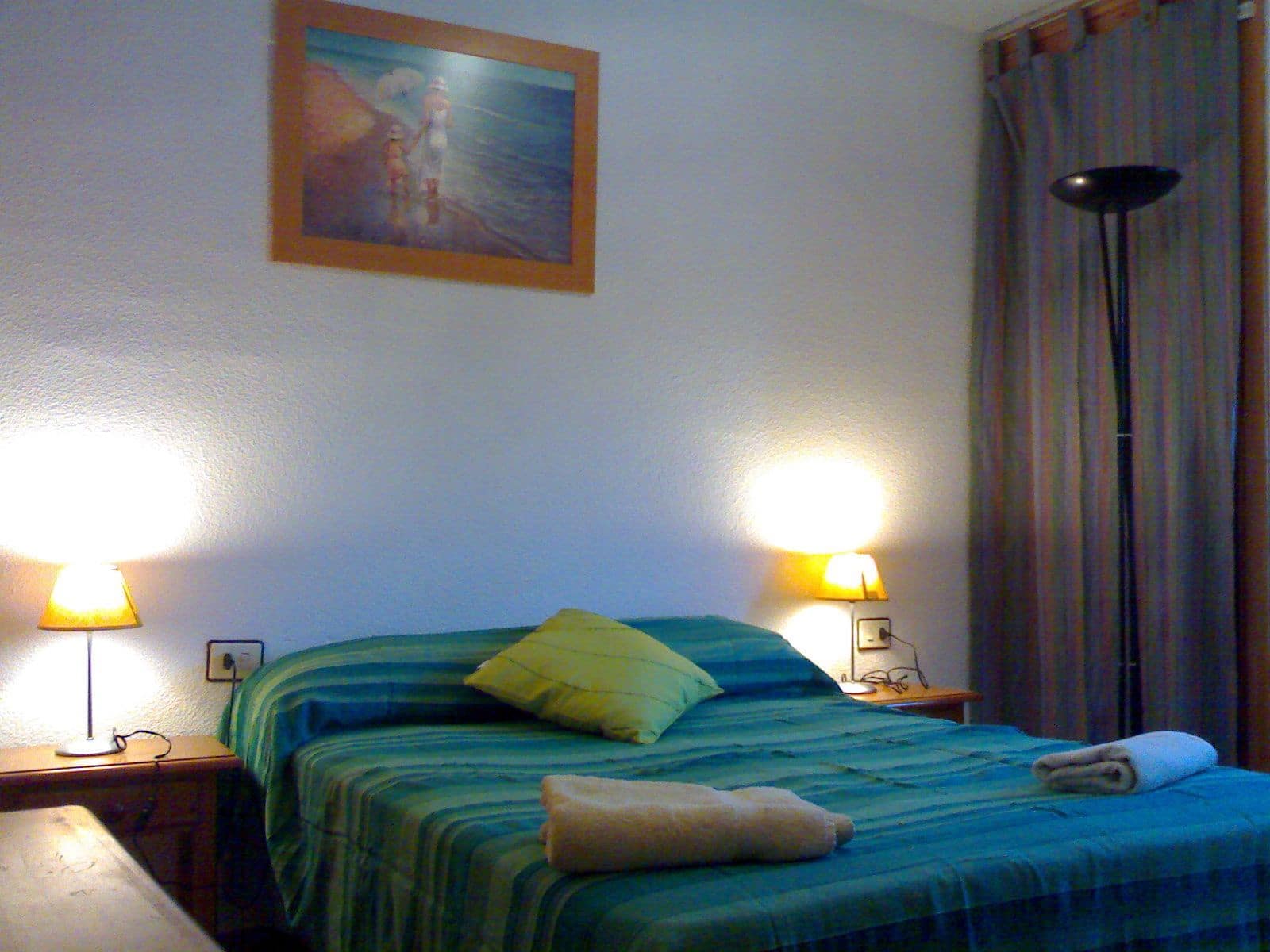   3 soveværelse   ferieLejlighed i Almunecar   med   swimmingpool   - € 150 (Ref: 1059350)