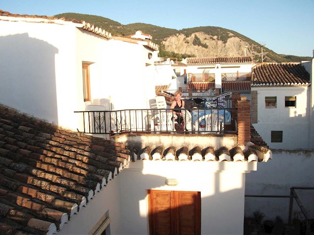2 bedroom Townhouse for rent in Acequias, Lecrín with pool - € 550 (Ref: 1059352)