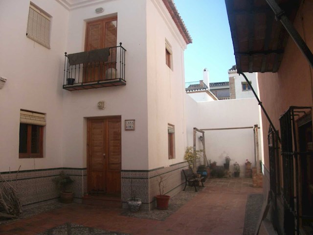 2 bedroom Townhouse for rent in Acequias, Lecrín with pool - € 550 (Ref: 1059352)