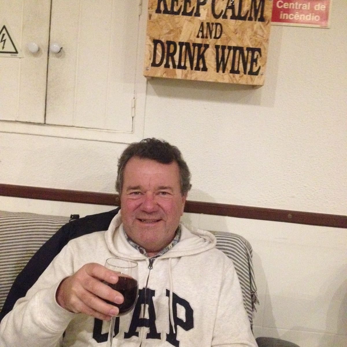 3 slaapkamer Huis voor vakantieverhuur in Pinos del Valle met zwembad garage - € 150 (Ref: 1325766)