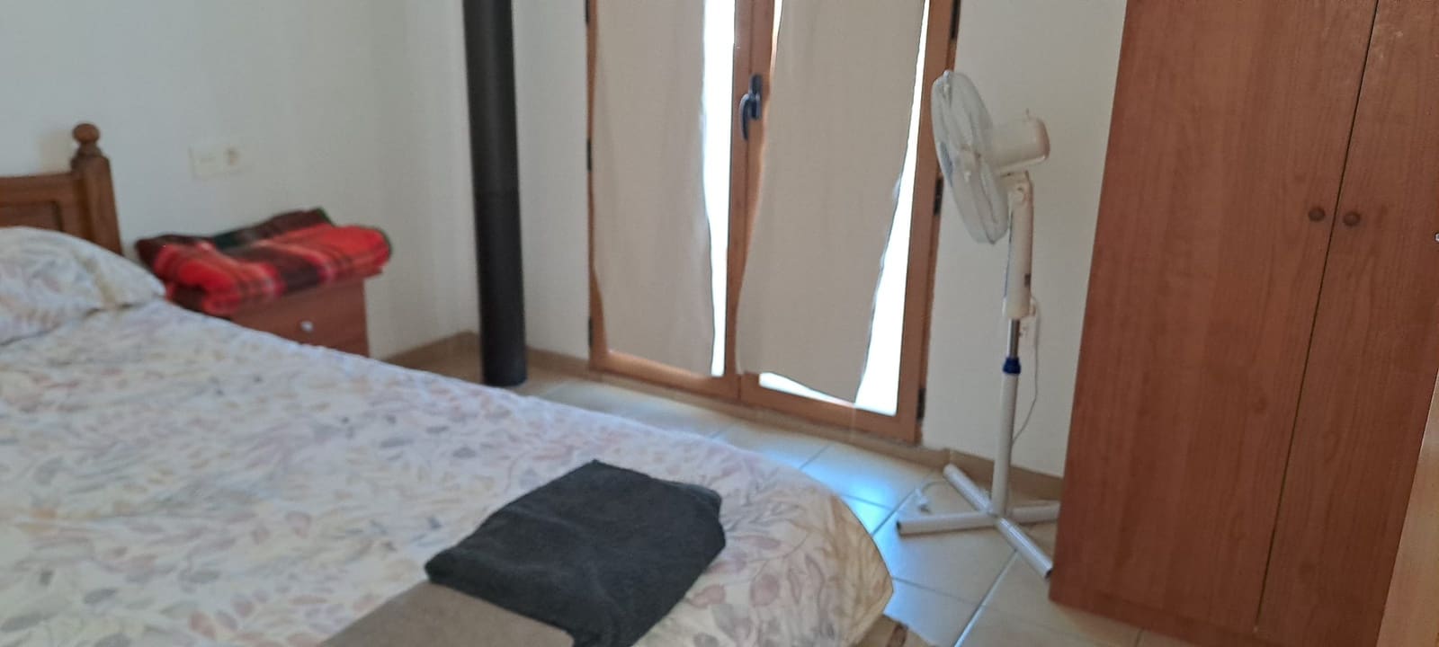 3 quarto Casa em Banda para arrendar em Pinos del Valle com piscina garagem - 675 € (Ref: 2010795)
