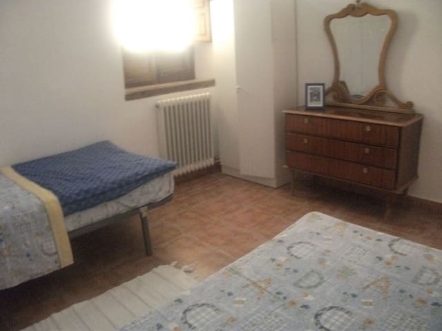 3 bedroom Townhouse for holiday rental in Acequias, Lecrín with pool - € 200 (Ref: 5324794)