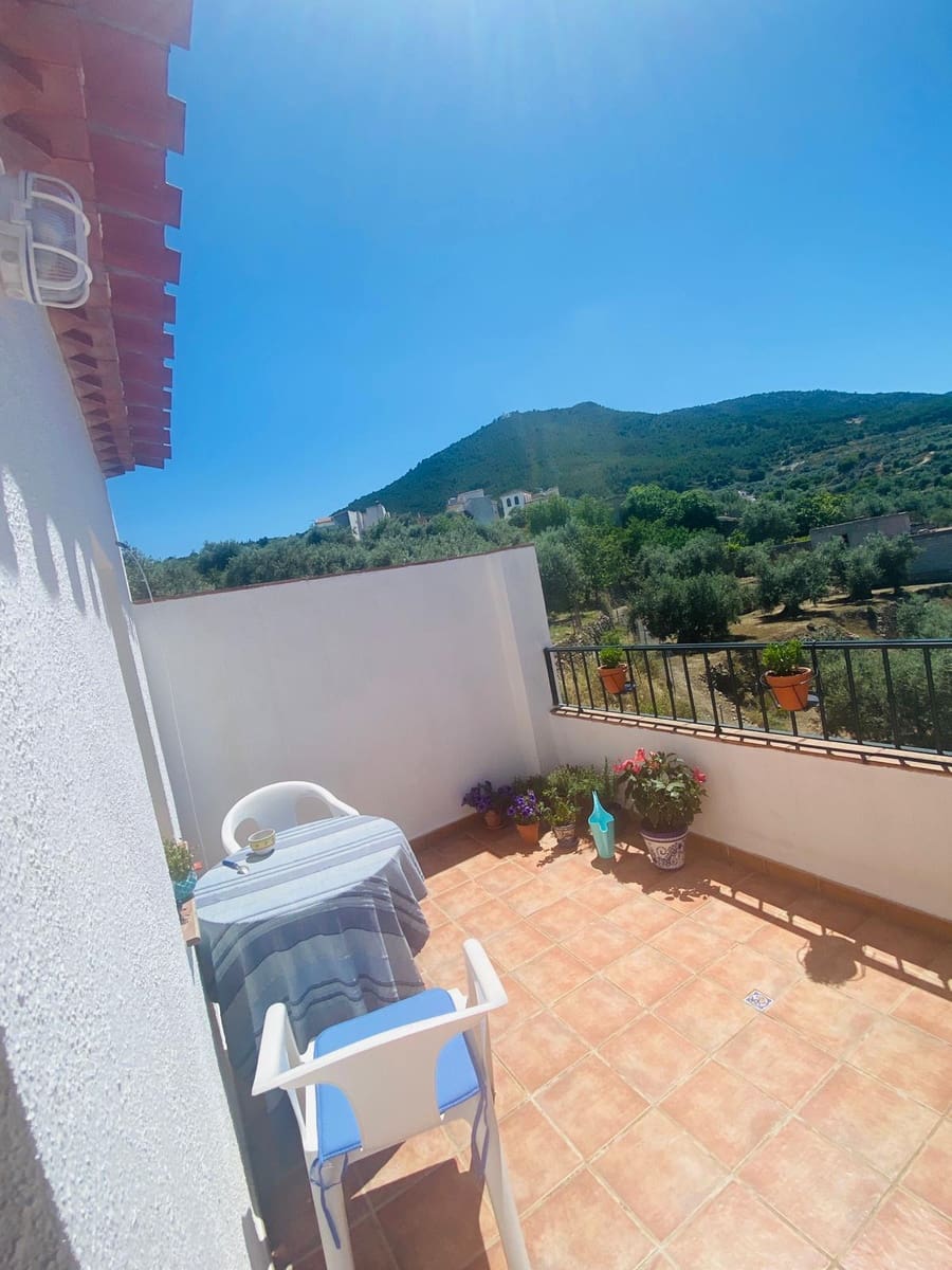 2 soverom Hus til salgs i Pinos del Valle med svømmebasseng garasje - € 150 (Ref: 6118555)