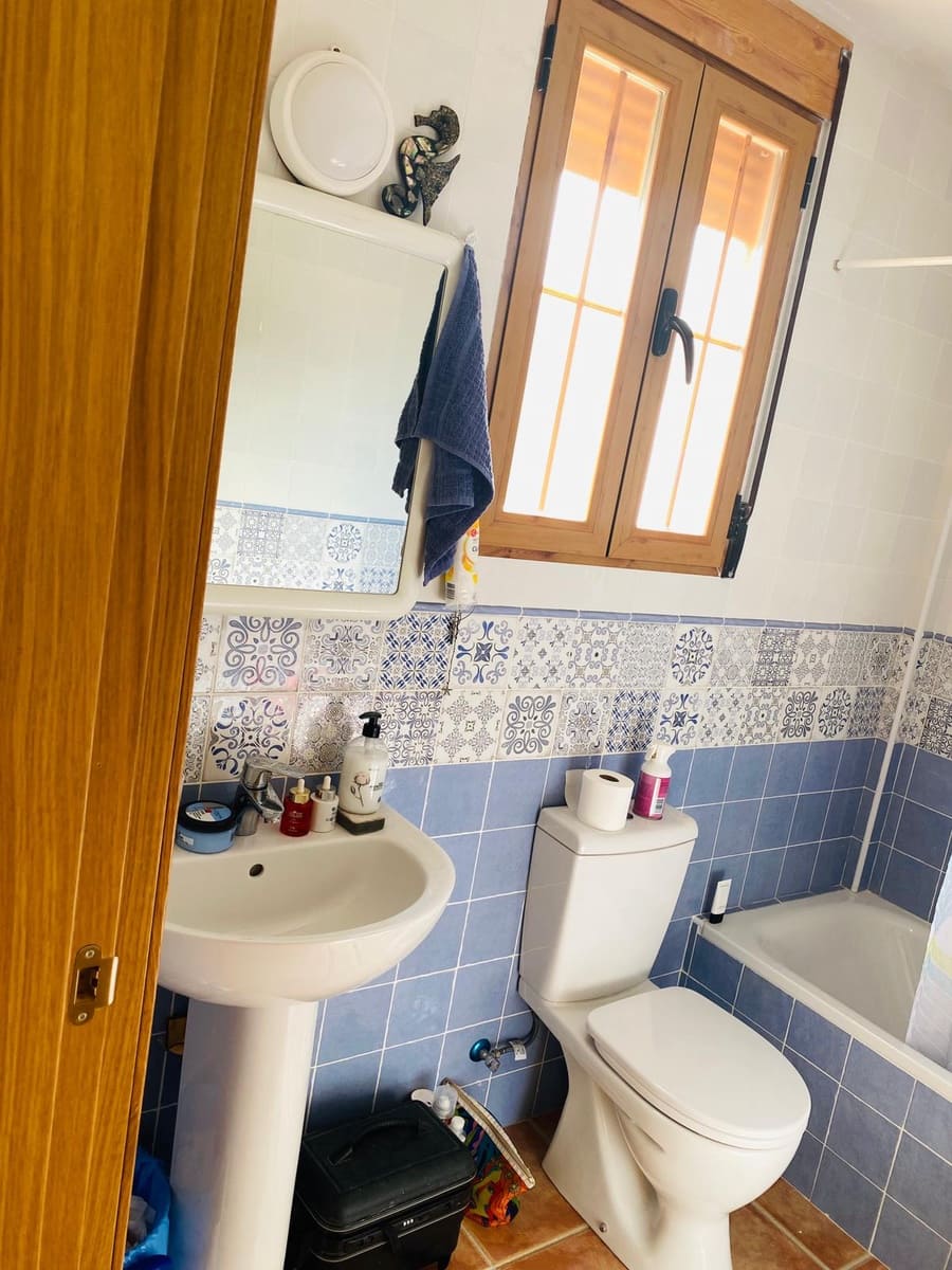 2 soverom Hus til salgs i Pinos del Valle med svømmebasseng garasje - € 150 (Ref: 6118555)