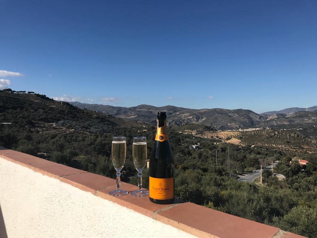 2 bedroom Apartment for holiday rental in Pinos del Valle with pool garage - € 150 (Ref: 6658248)