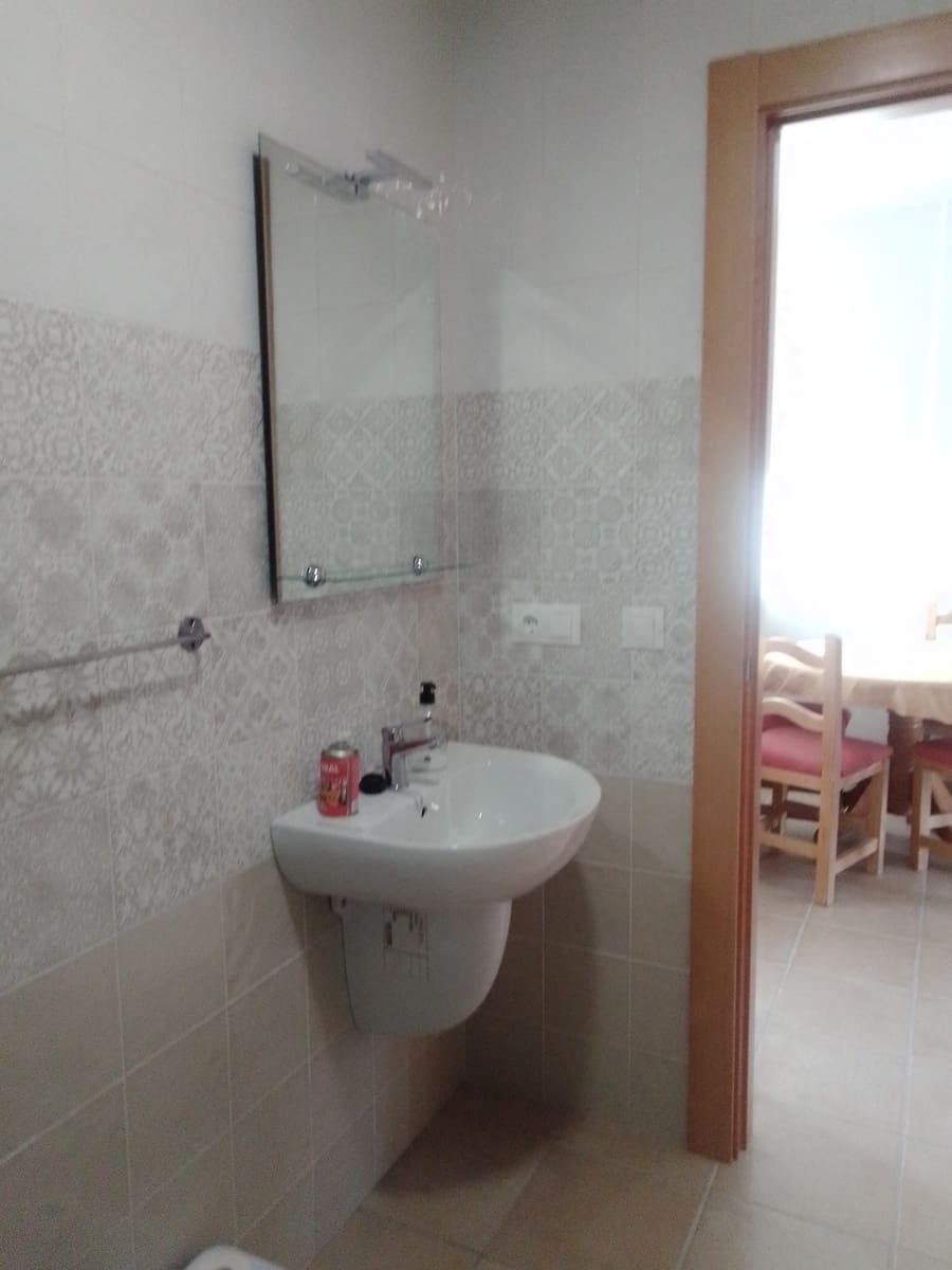 2 bedroom Apartment for holiday rental in Pinos del Valle with pool garage - € 150 (Ref: 6658248)