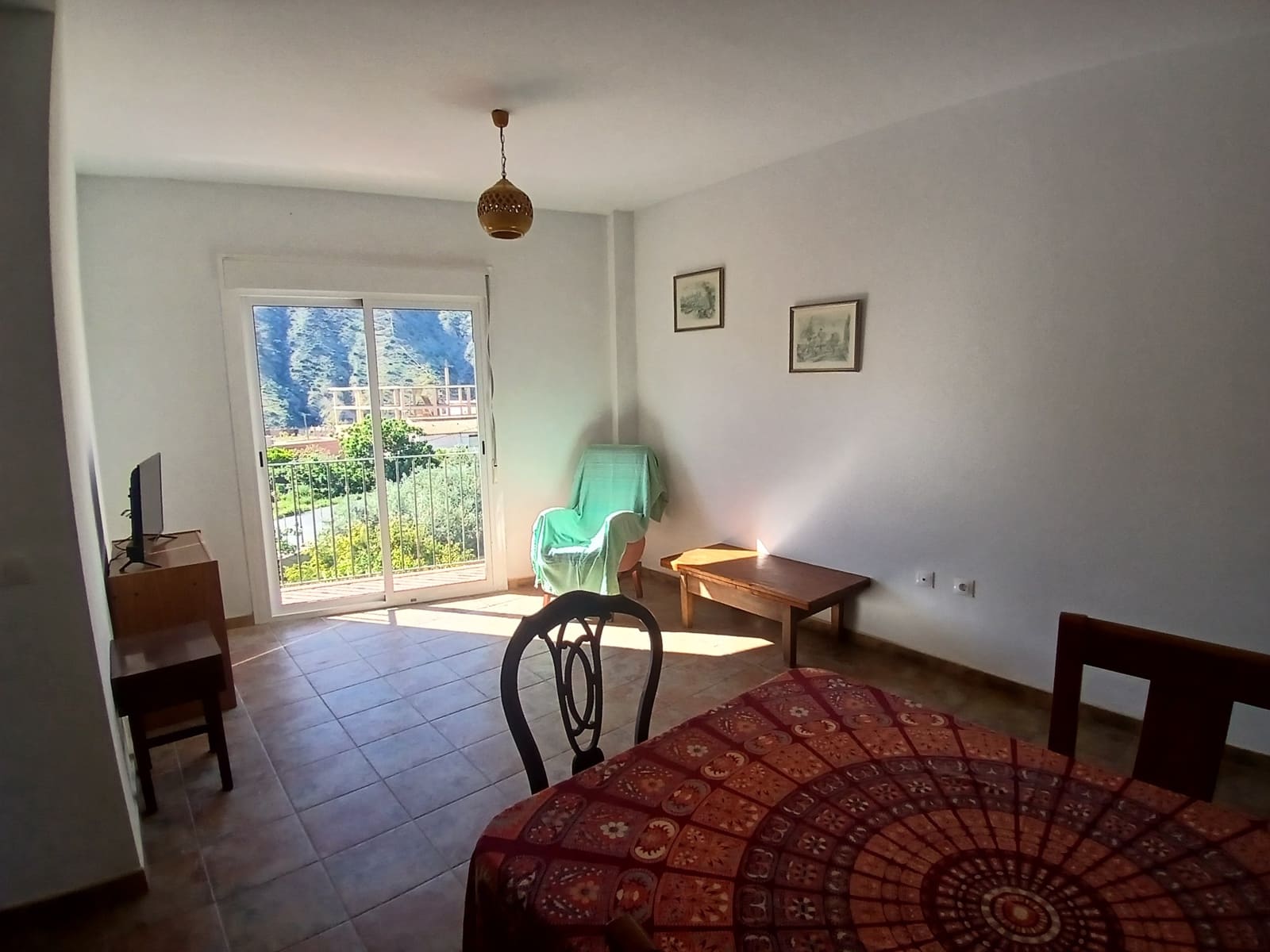 2 slaapkamer Appartement te koop in Velez de Benaudalla - € 110.000 (Ref: 9783778)