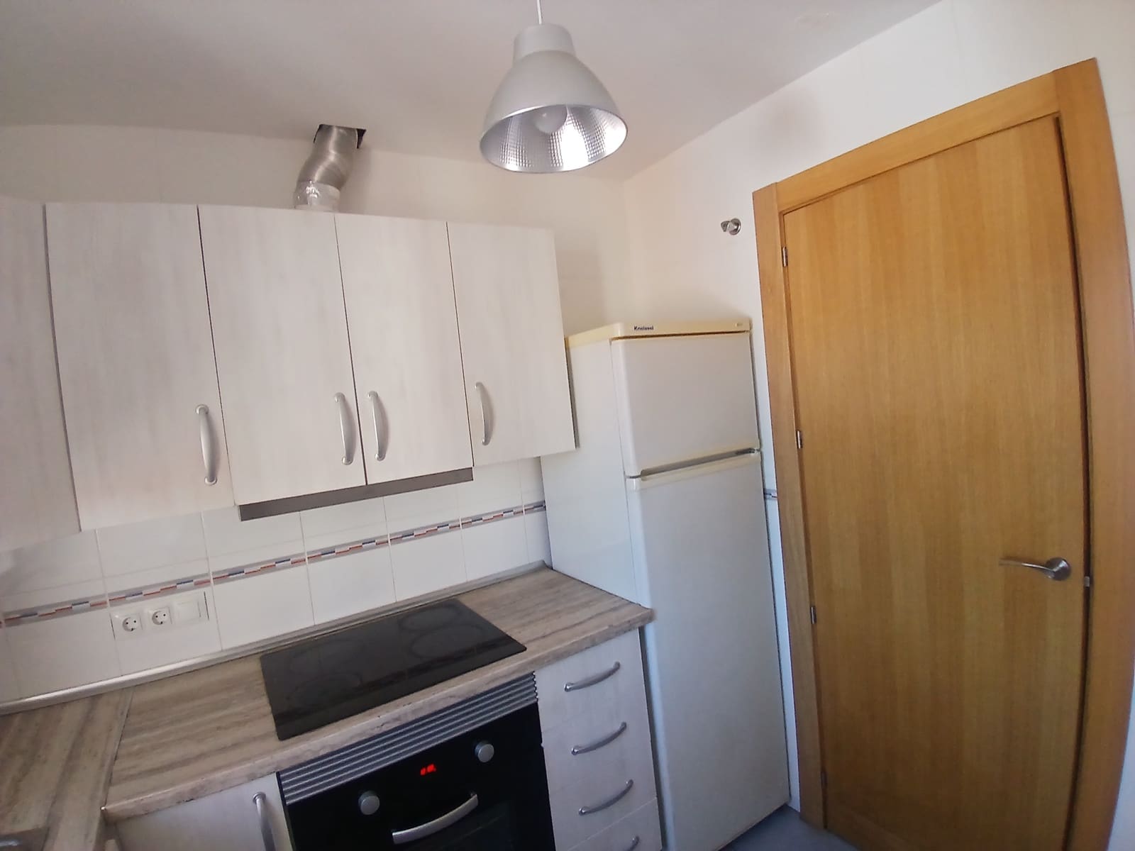 2 slaapkamer Appartement te koop in Velez de Benaudalla - € 110.000 (Ref: 9783778)