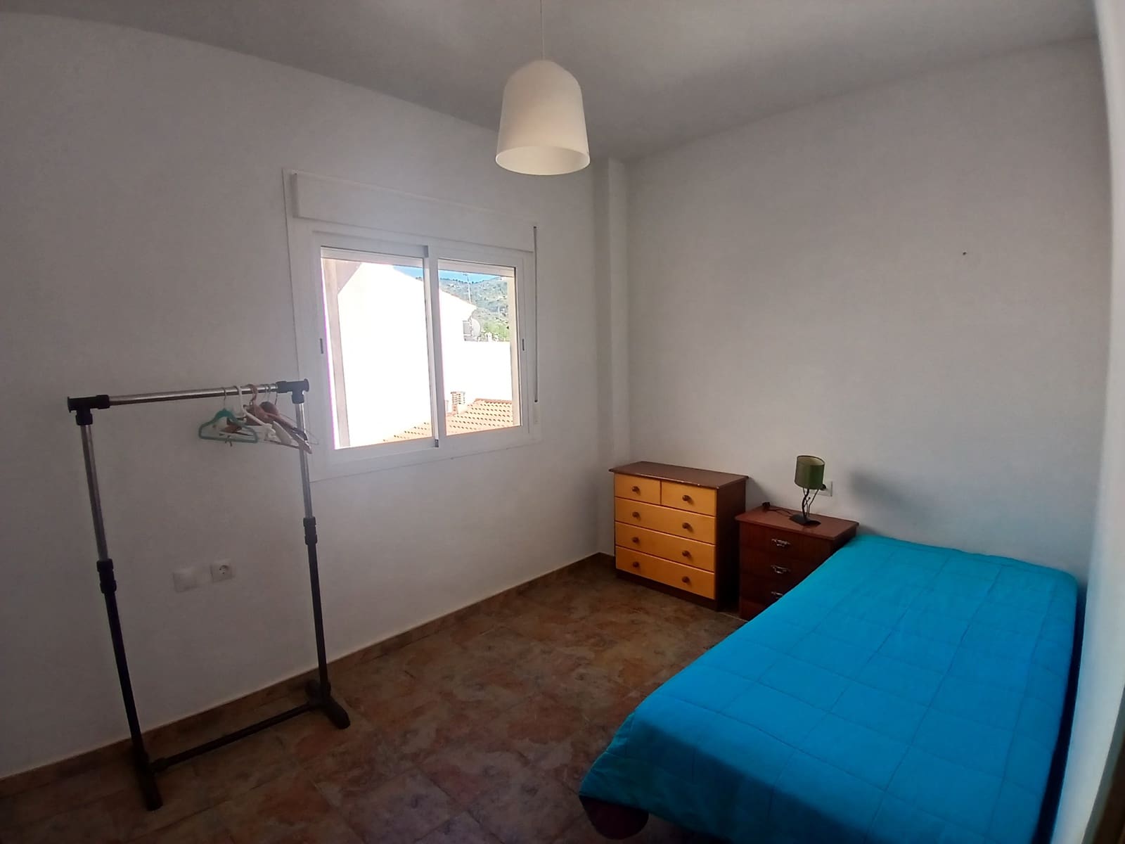 2 slaapkamer Appartement te koop in Velez de Benaudalla - € 110.000 (Ref: 9783778)