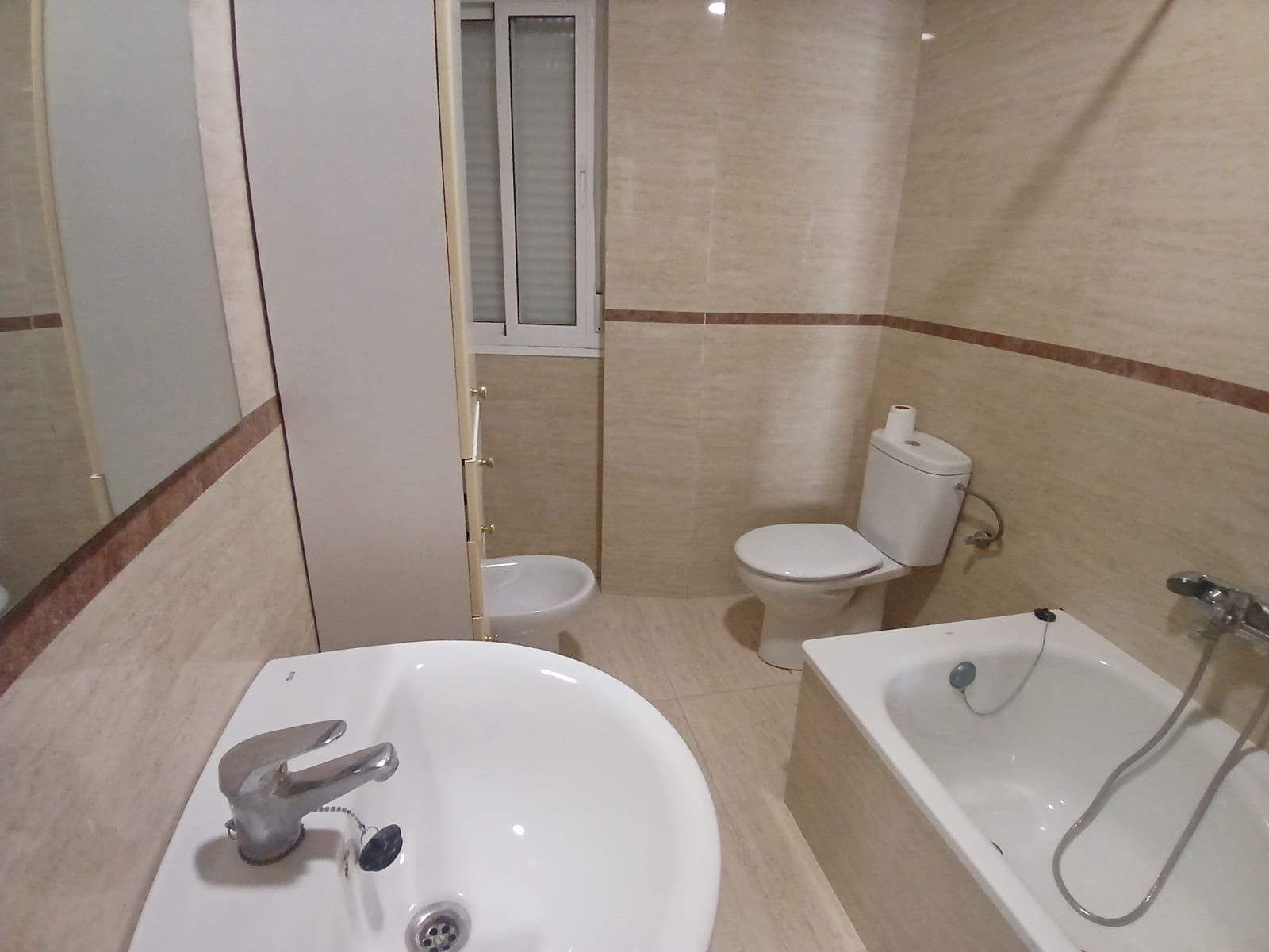 2 slaapkamer Appartement te koop in Velez de Benaudalla - € 110.000 (Ref: 9783778)