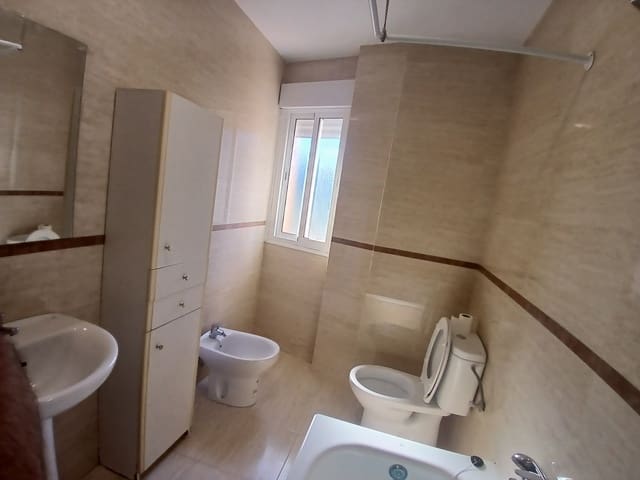 2 slaapkamer Appartement te koop in Vélez de Benaudalla - € 110.000 (Ref: 9783778)