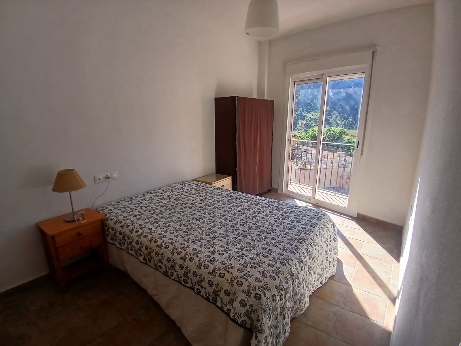 2 slaapkamer Appartement te koop in Velez de Benaudalla - € 110.000 (Ref: 9783778)