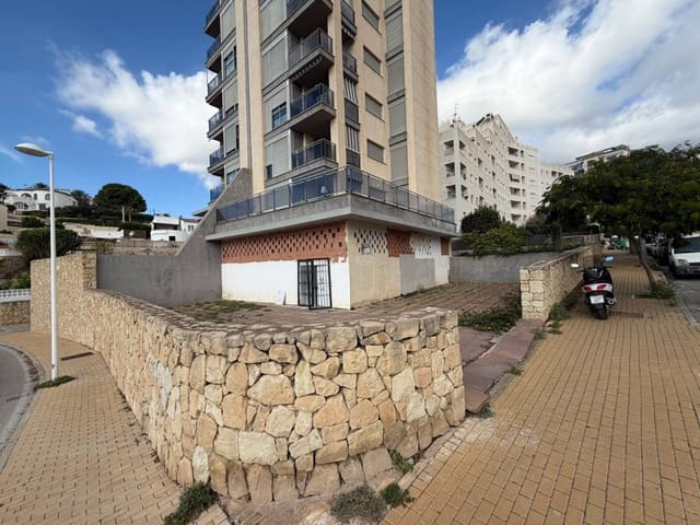 Erhverv til salg i Canuta, Calpe / Calp med garage - € 195.000 (Ref: 10170438)