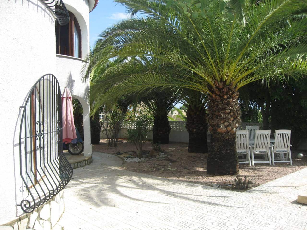 3 bedroom Villa for sale in Calpe / Calp with pool - € 1,000,000 (Ref: 3735355)