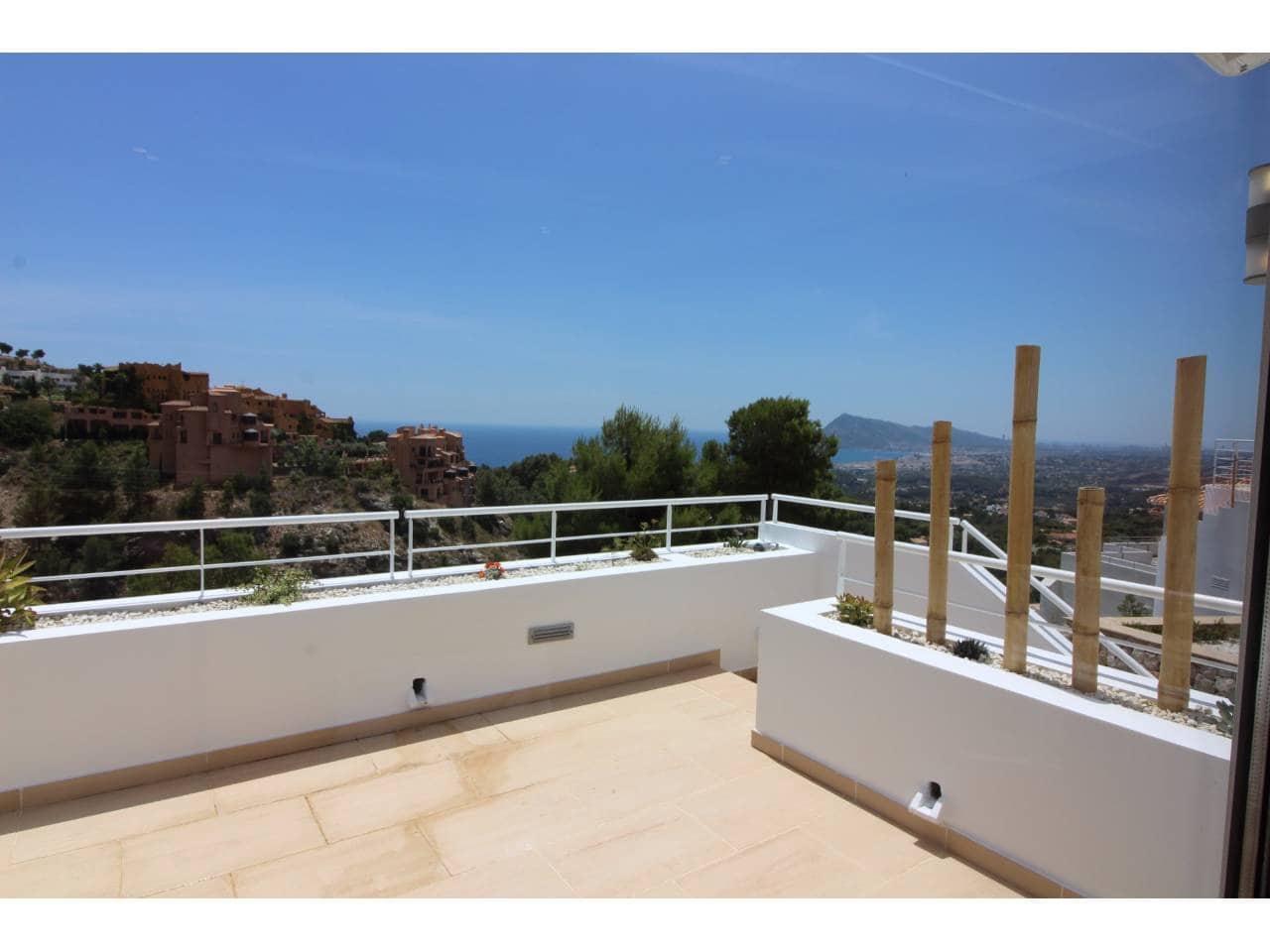4 chambre Villa/Maison à vendre à Altea avec piscine garage - 1 050 000 € (Ref: 3735476)