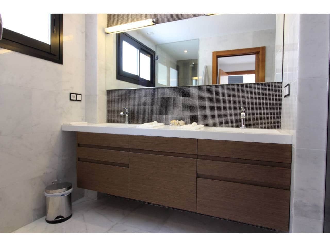 4 chambre Villa/Maison à vendre à Altea avec piscine garage - 1 050 000 € (Ref: 3735476)