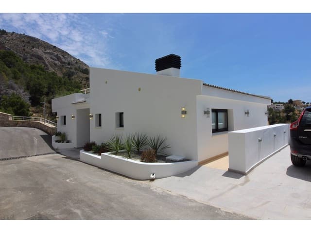 4 chambre Villa/Maison à vendre à Altea avec piscine garage - 1 050 000 € (Ref: 3735476)